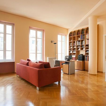 Apartamento House At The Foothills Of Acropolis Atenas Exterior foto